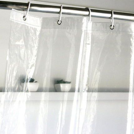 Przezroczysta plastikowa zasłona pod prysznic