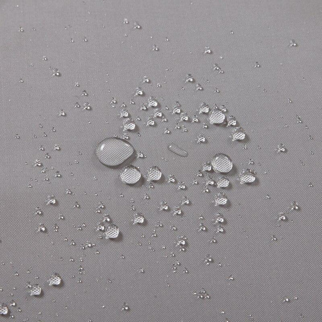 Szara materiałowa zasłona pod prysznic